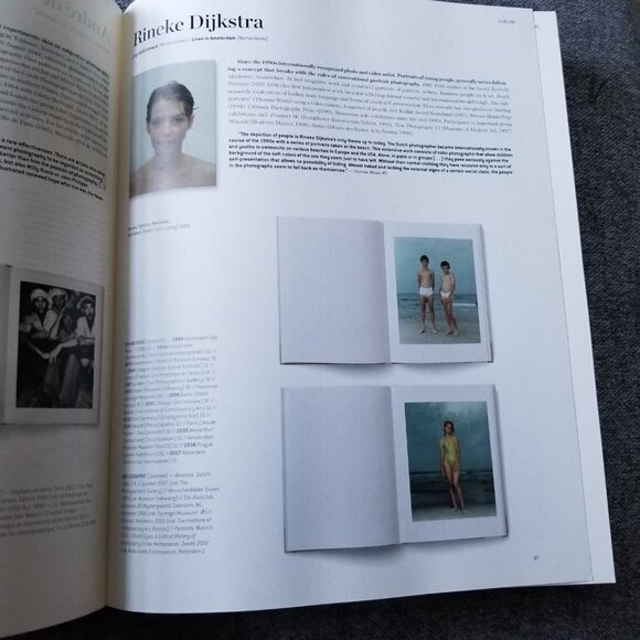 Taschen Photographers A-Z by Hans-Michael Koetzle Hardcover, 2011 1st Edition - Picture 10 of 16